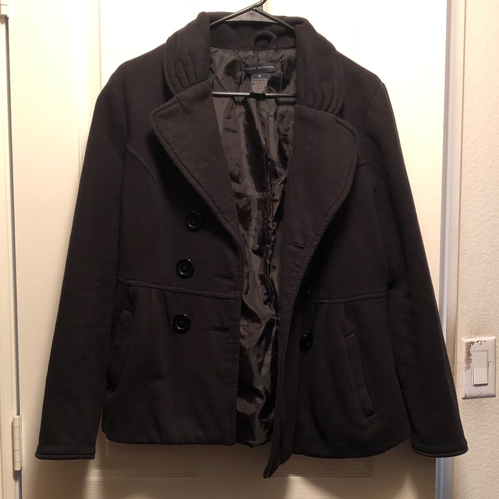 Black medium pea coat